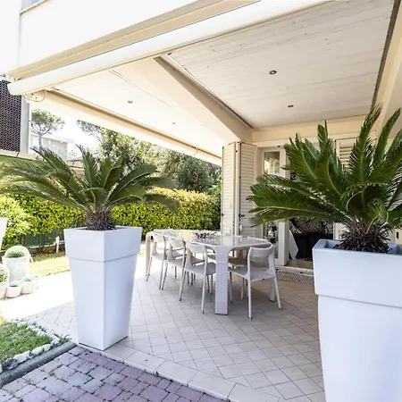 - 100 Mt Dal Mare Villetta Con Giardino Privato E Parcheggio Casa vacanze Cervia