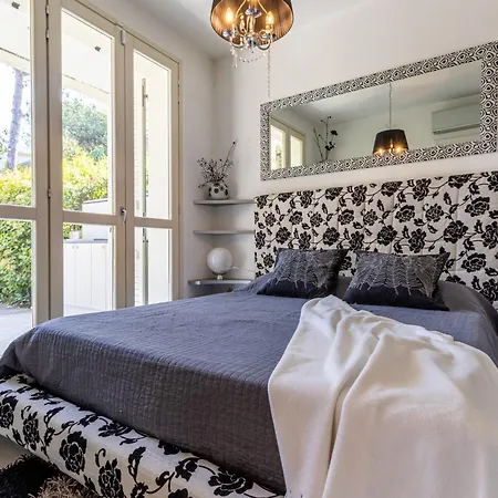Casa vacanze - 100 Mt Dal Mare Villetta Con Giardino Privato E Parcheggio