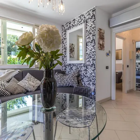 - 100 Mt Dal Mare Villetta Con Giardino Privato E Parcheggio * Cervia