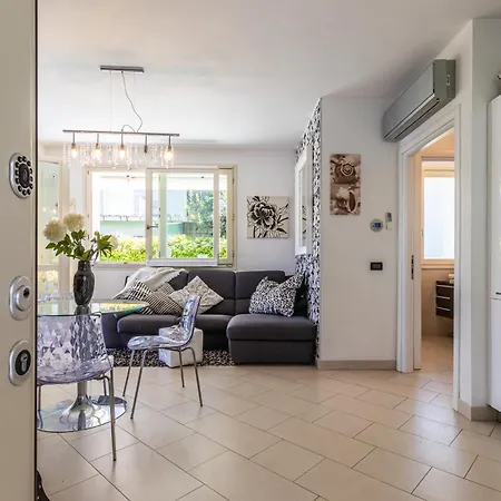- 100 Mt Dal Mare Villetta Con Giardino Privato E Parcheggio Tatil Evi