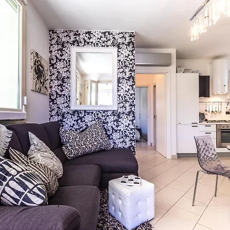 Tatil Evi - 100 Mt Dal Mare Villetta Con Giardino Privato E Parcheggio *