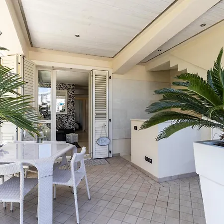 Tatil Evi - 100 Mt Dal Mare Villetta Con Giardino Privato E Parcheggio *